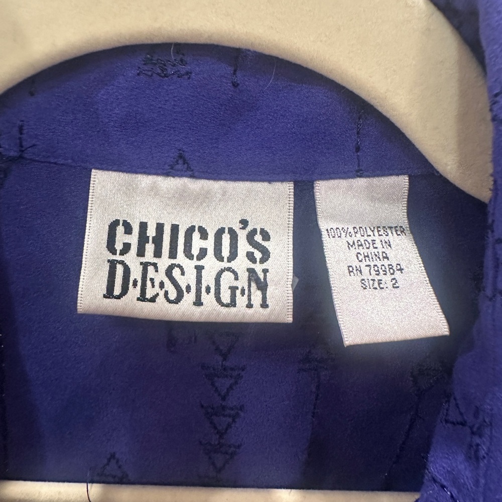Chico’s Design Cobalt Blue Button Front Blouse Embroidered - Picture 3 of 6